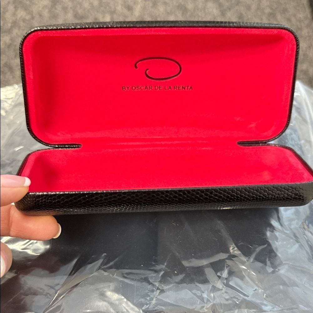 Oscar de la Renta Black Case with Red Interior